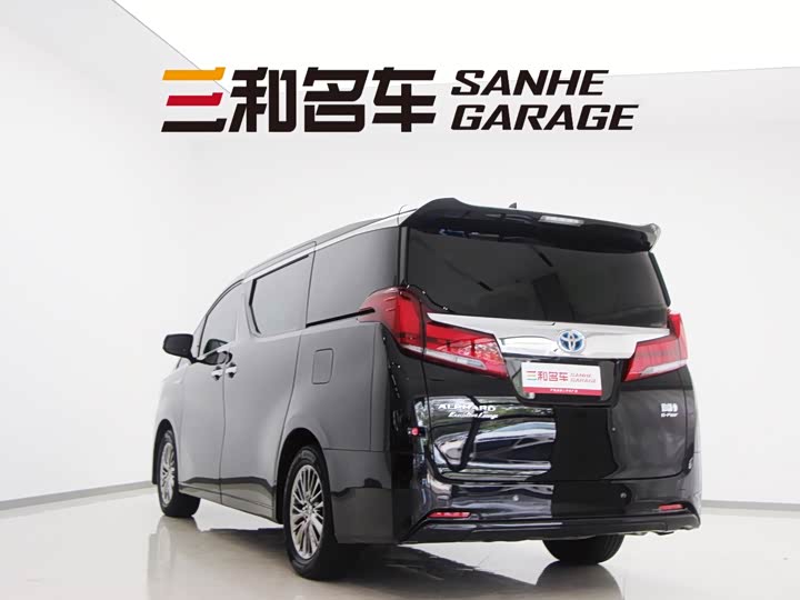 Фото 6 - Toyota Alphard