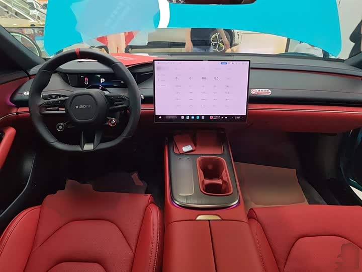 Фото 10 - Xiaomi SU7