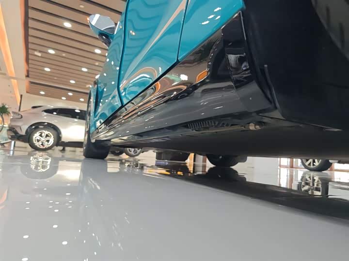 Фото 22 - Xiaomi SU7