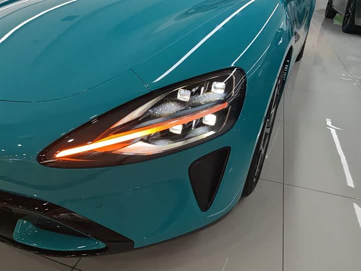 Фото 24 - Xiaomi SU7