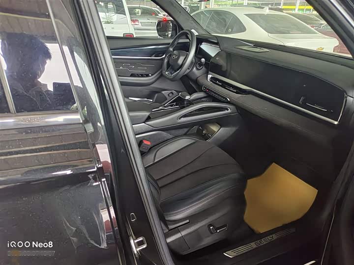 Фото 4 - Geely Monjaro