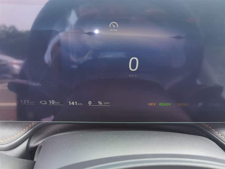 Фото 12 - Roewe D5X DMH