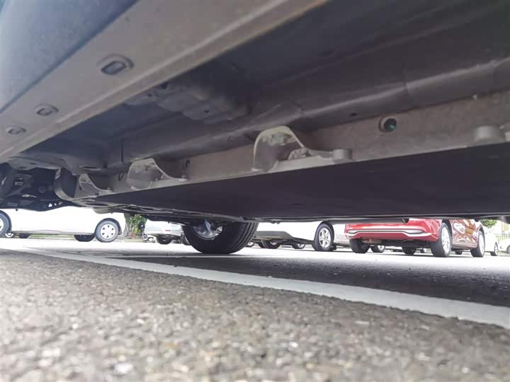 Фото 21 - Roewe D5X DMH