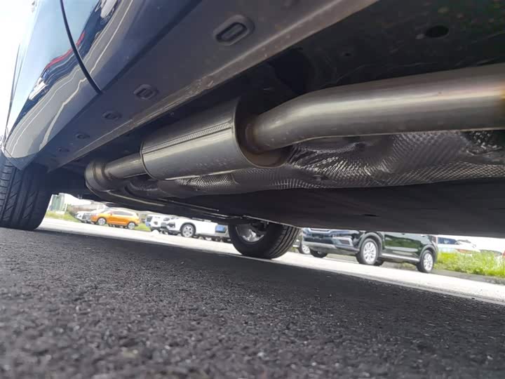 Фото 22 - Roewe D5X DMH