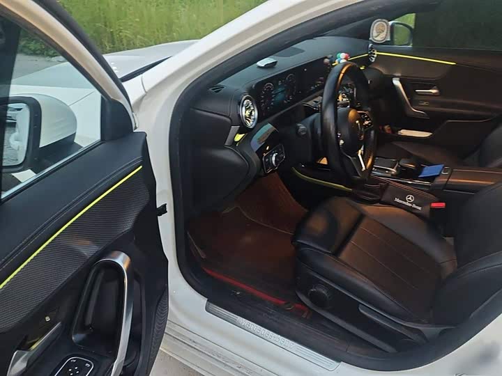 Фото 14 - Mercedes-Benz A-Class