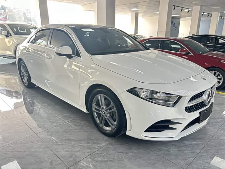 Фото 23 - Mercedes-Benz A-Class