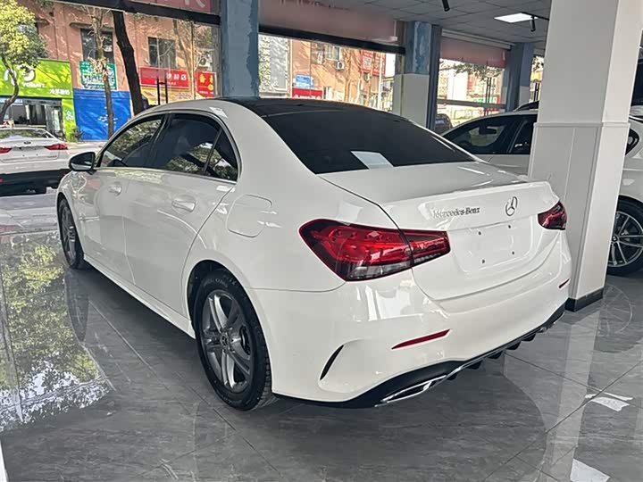 Фото 26 - Mercedes-Benz A-Class