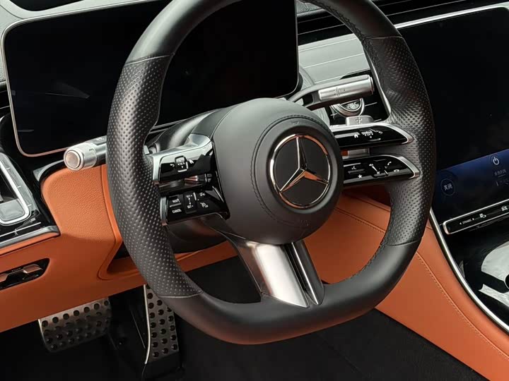 Фото 4 - Mercedes-Benz S-Class