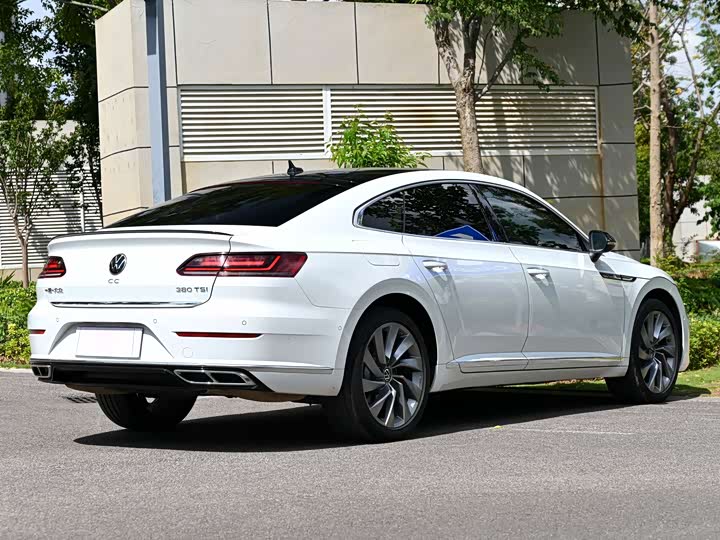 Фото 17 - Volkswagen CC