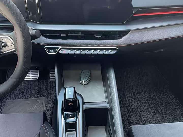 Фото 5 - Geely Binrui