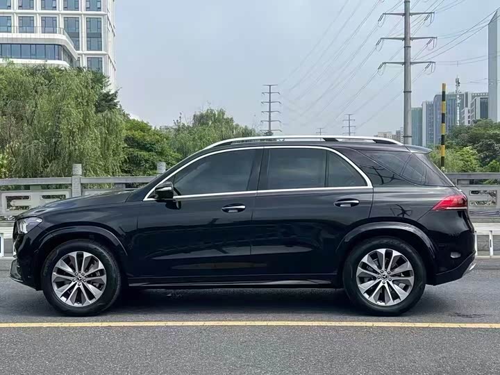 Фото 2 - Mercedes-Benz GLE-Class