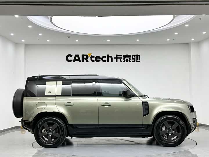 Фото 4 - Land Rover Defender