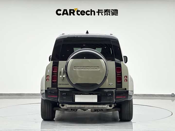 Фото 7 - Land Rover Defender