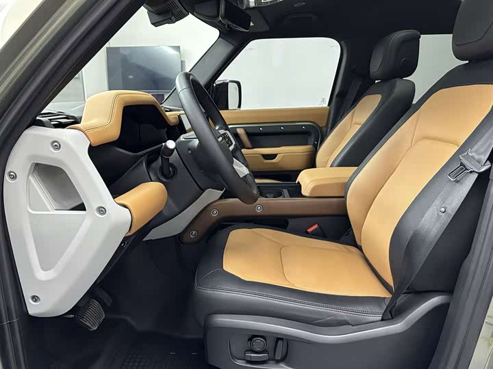 Фото 9 - Land Rover Defender