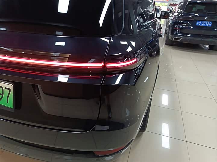 Фото 8 - LiXiang L9