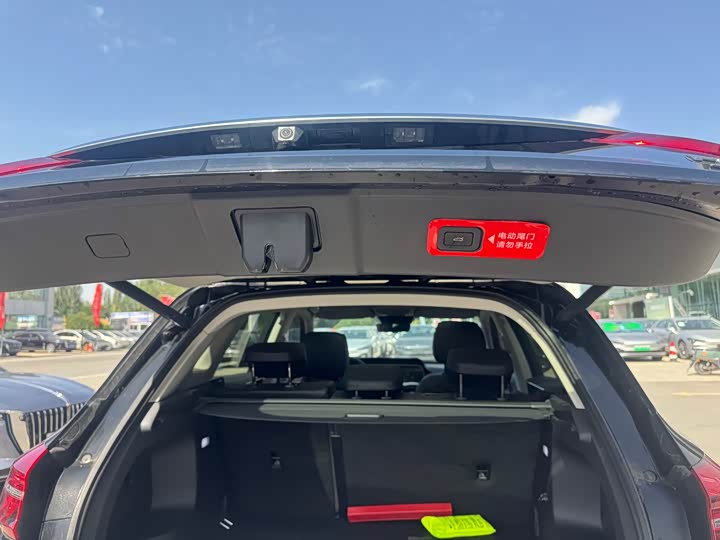 Фото 9 - Hongqi HS5