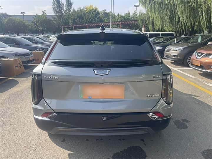 Фото 10 - Cadillac Optiq