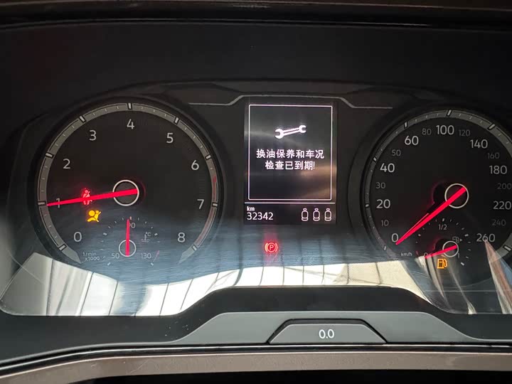 Фото 13 - Volkswagen Tharu