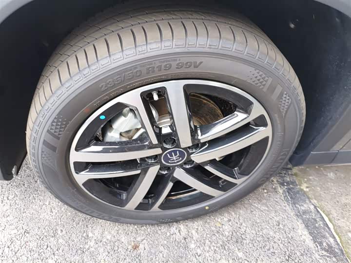 Фото 23 - BYD Song L DM-i Hybrid