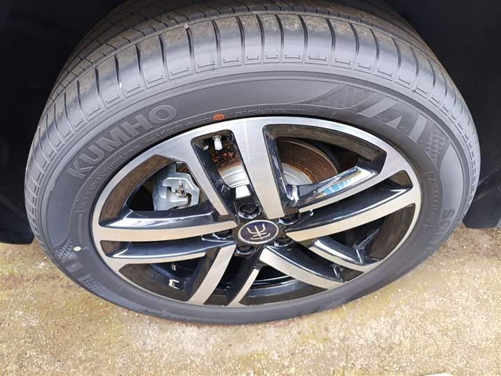 Фото 30 - BYD Song L DM-i Hybrid