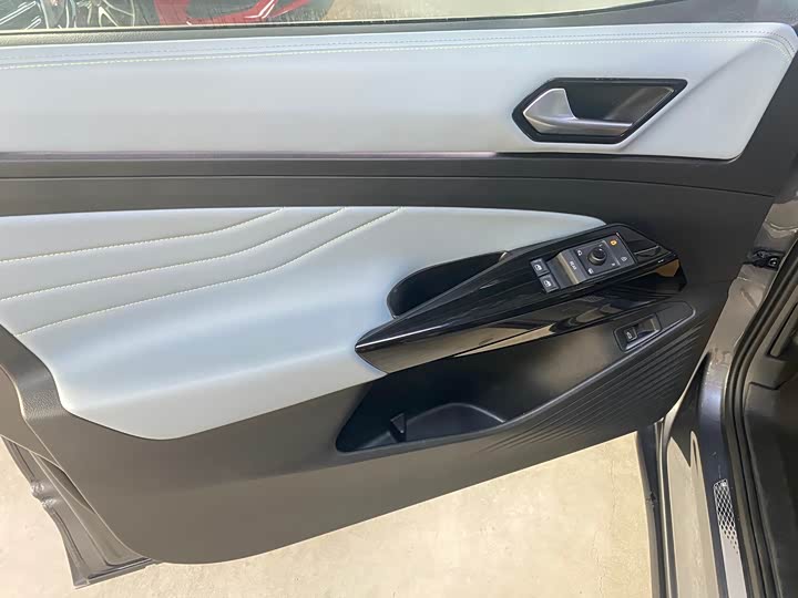 Фото 20 - Volkswagen ID.4 X