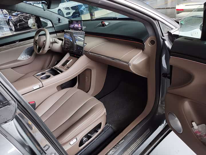 Фото 6 - Luxeed R7