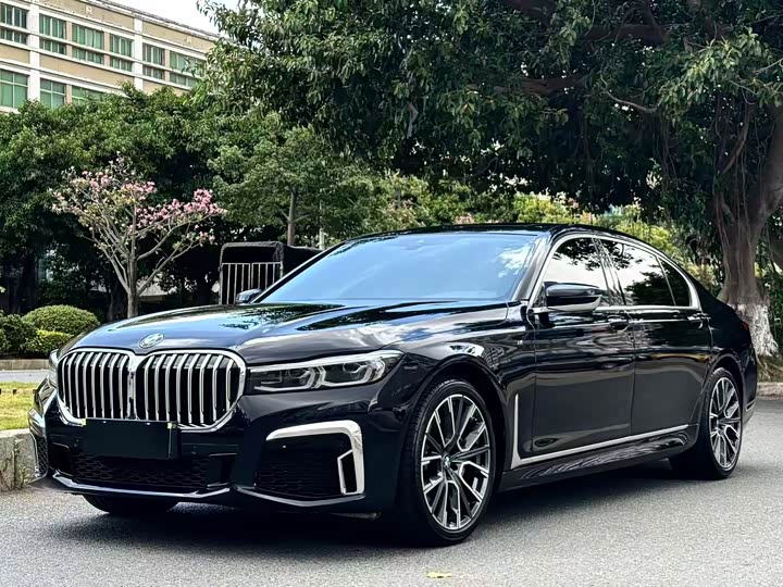 Фото 1 - BMW 7 Series