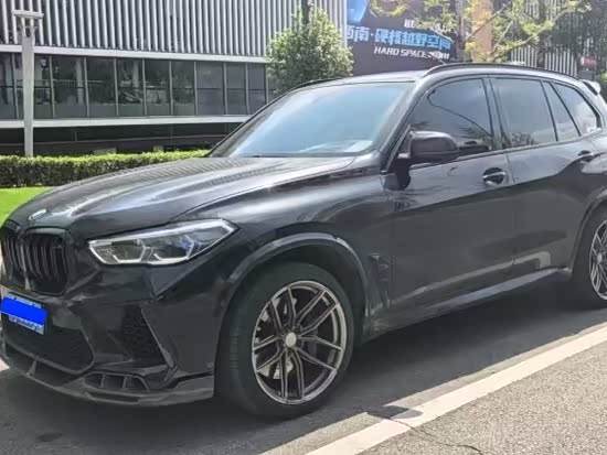 Фото 1 - BMW X5 M