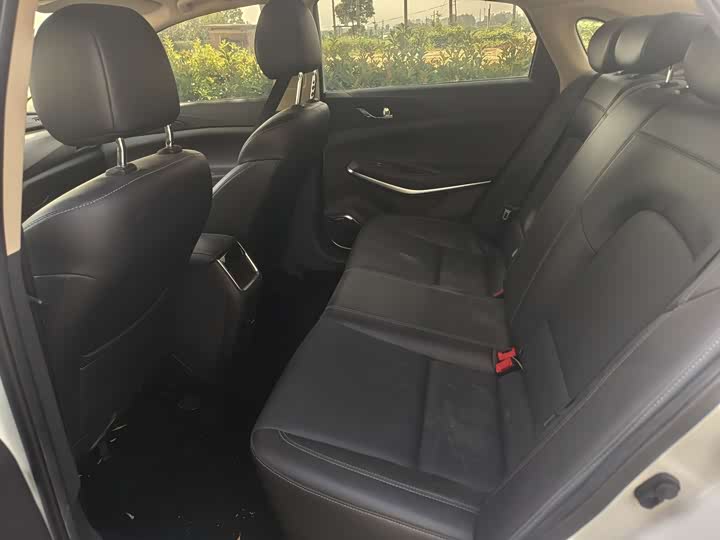 Фото 6 - Changan Raeton CC