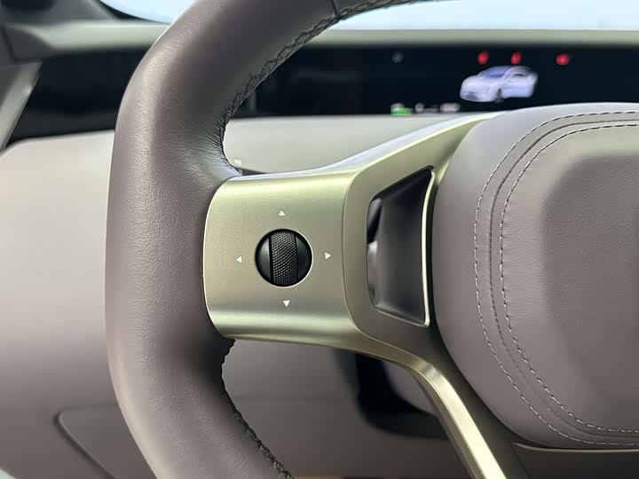 Фото 11 - Avatr 12