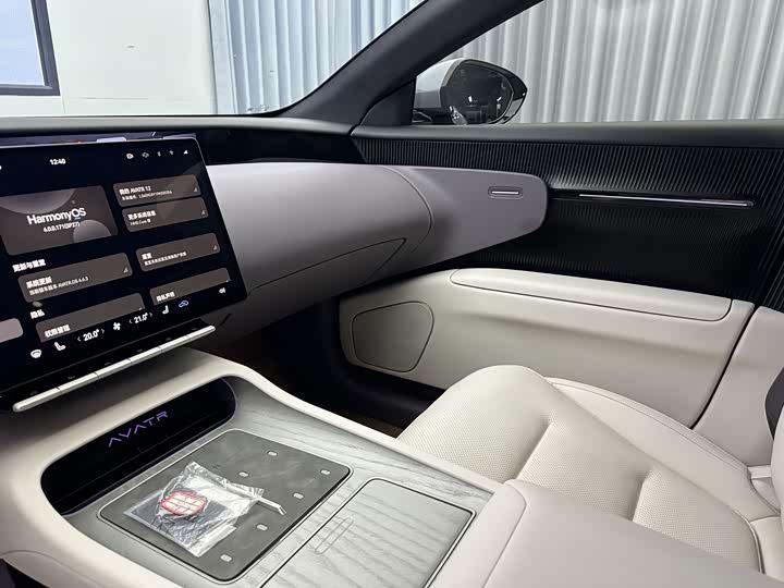 Фото 16 - Avatr 12