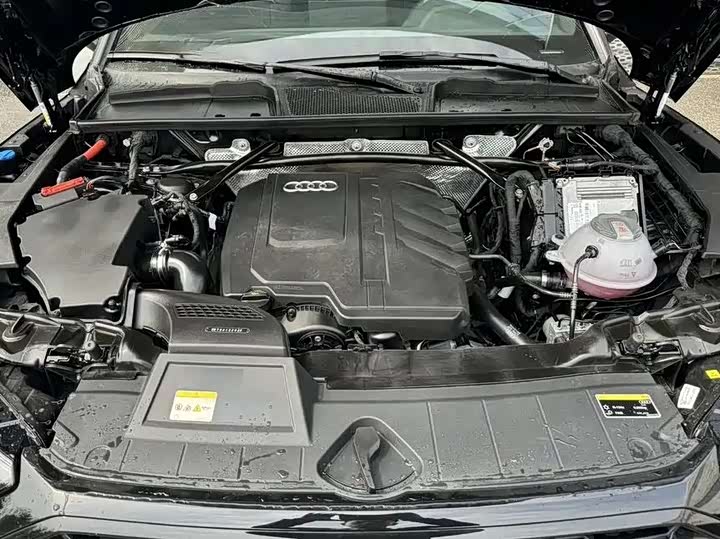 Фото 4 - Audi Q5L