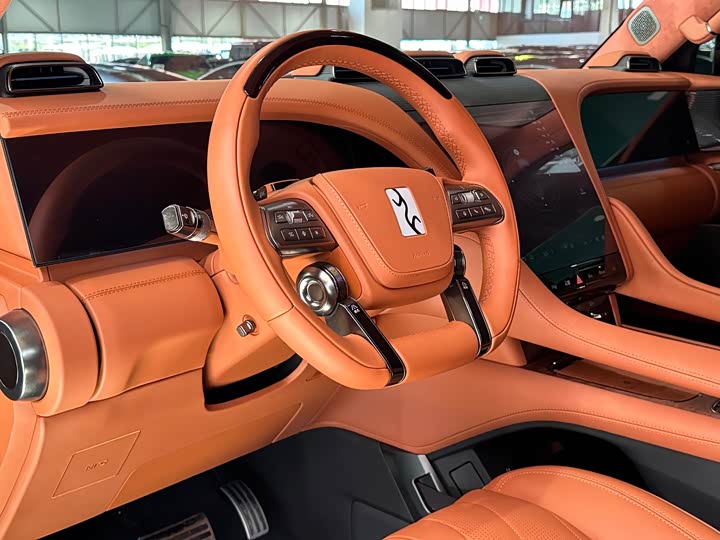 Фото 6 - BYD Yangwang U8