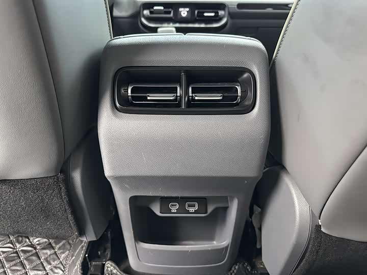 Фото 21 - BAIC Beijing BJ40