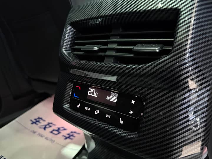 Фото 13 - Volkswagen Talagon