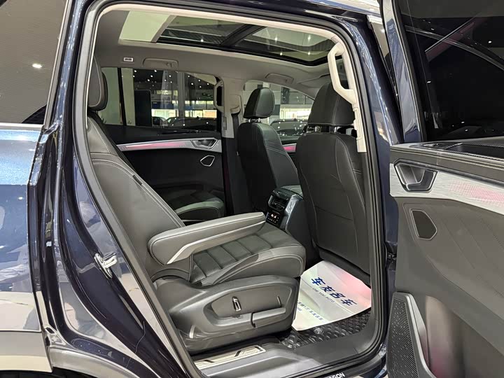 Фото 14 - Volkswagen Talagon