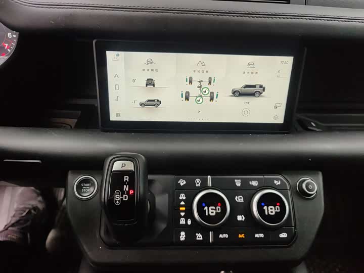 Фото 12 - Land Rover Defender