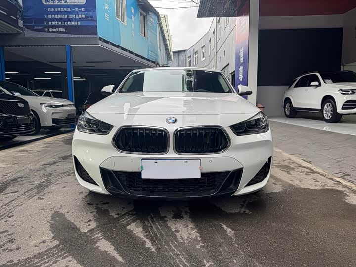 Фото 2 - BMW X2