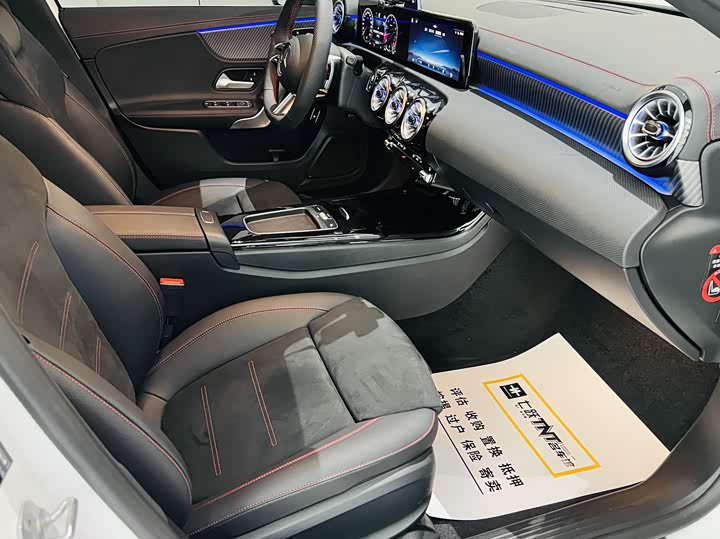 Фото 19 - Mercedes-Benz A-Class