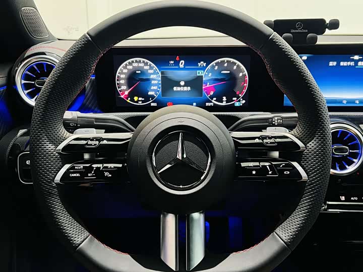 Фото 6 - Mercedes-Benz A-Class