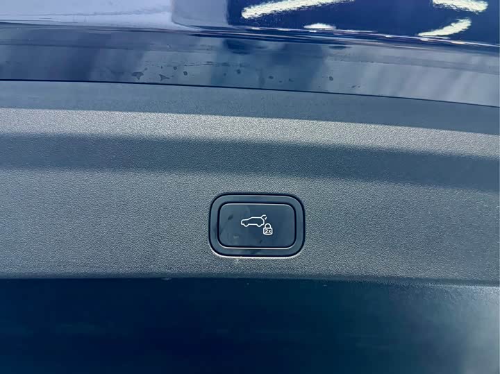 Фото 25 - LiXiang L6