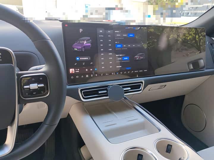 Фото 6 - LiXiang L9