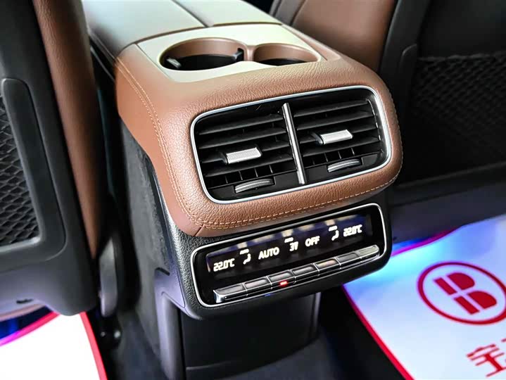 Фото 8 - Mercedes-Benz GLE-Class