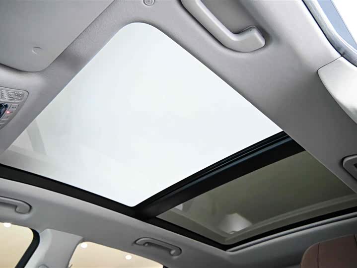 Фото 9 - Mercedes-Benz GLE-Class