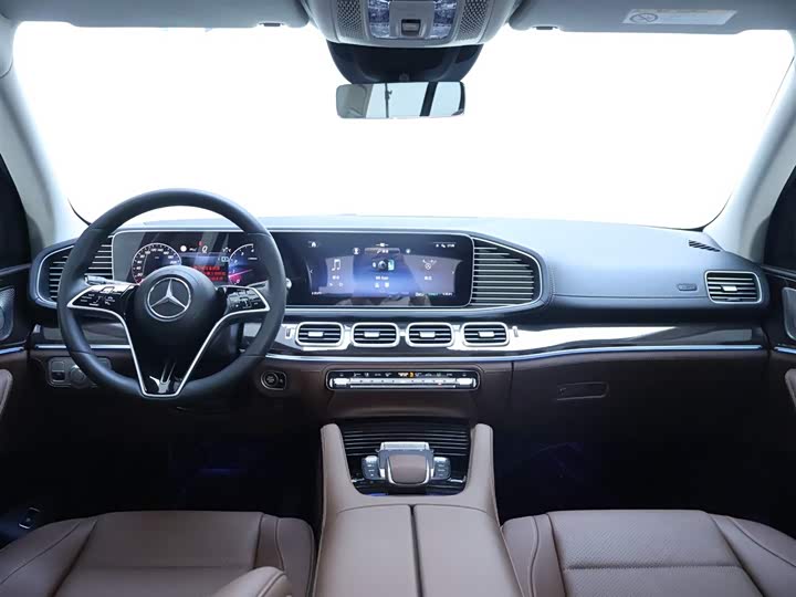 Фото 13 - Mercedes-Benz GLE-Class