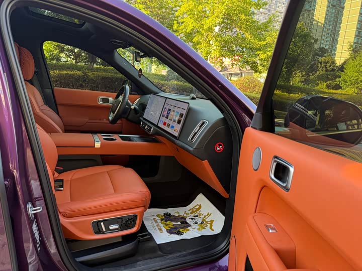 Фото 8 - LiXiang L9