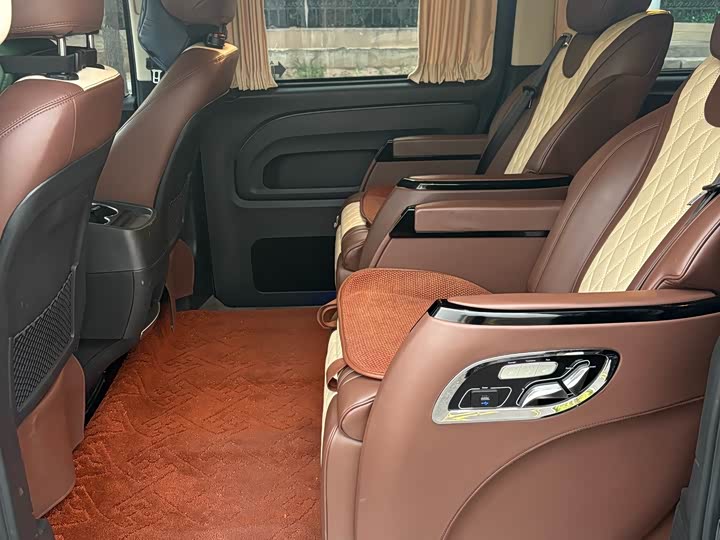 Фото 6 - Mercedes-Benz Vito