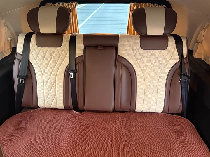 Фото 8 - Mercedes-Benz Vito