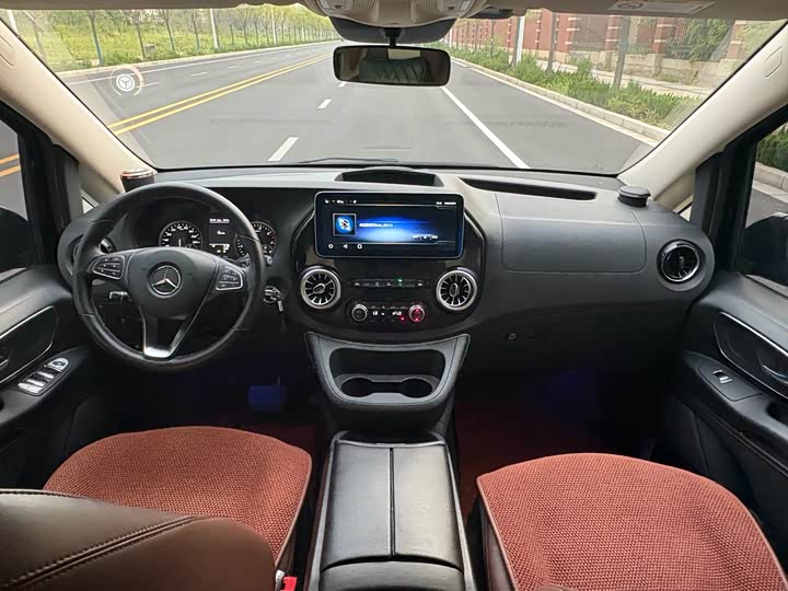 Фото 9 - Mercedes-Benz Vito