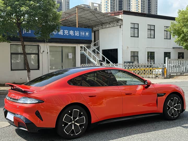 Фото 5 - Xiaomi SU7